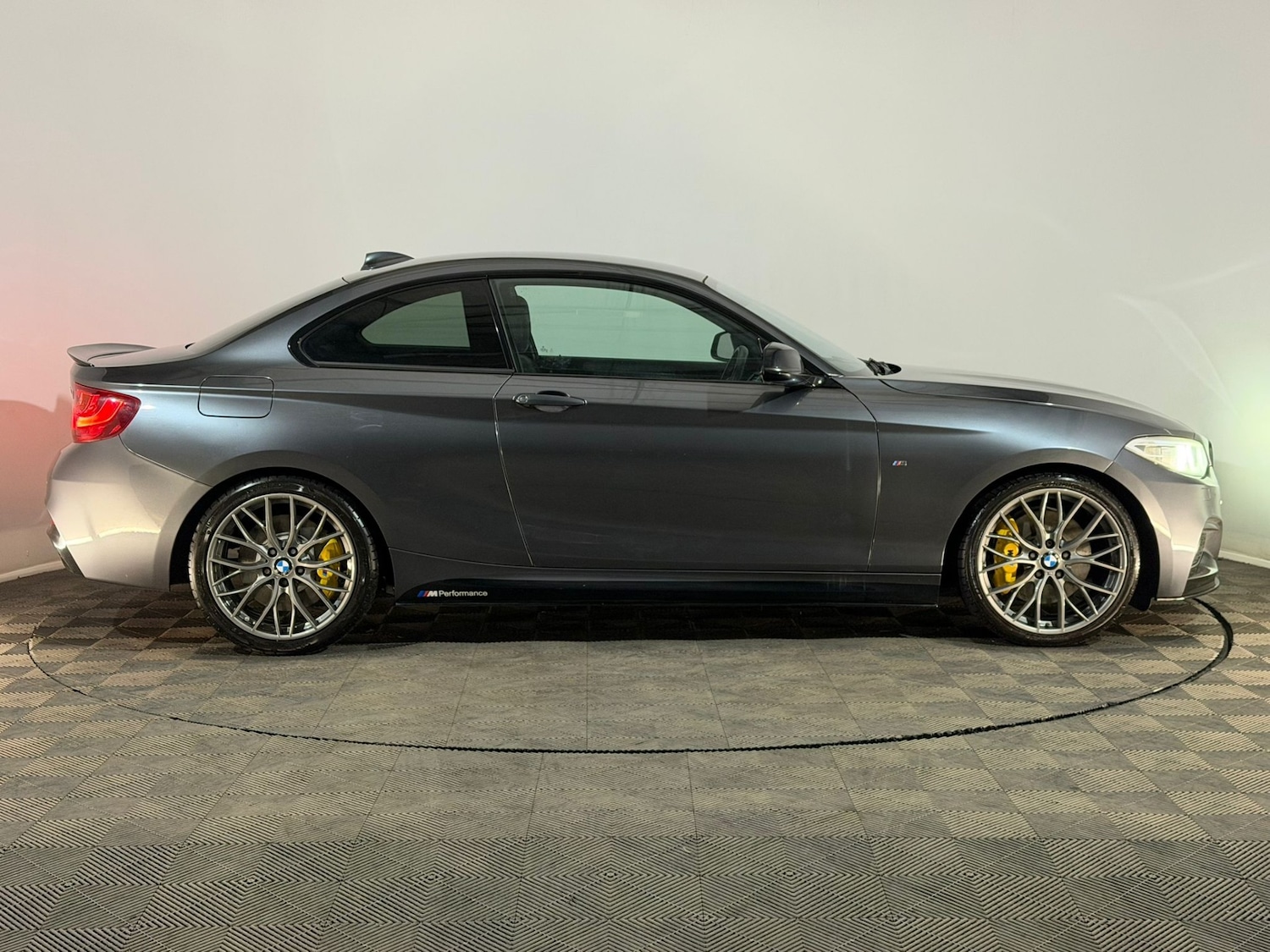 Used BMW 2 Series 2014 for sale - 78060480: Photo 4
