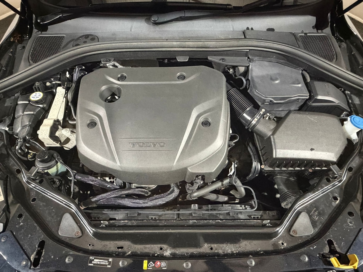 Used Volvo XC60 2015 for sale - 76664590: Photo 10