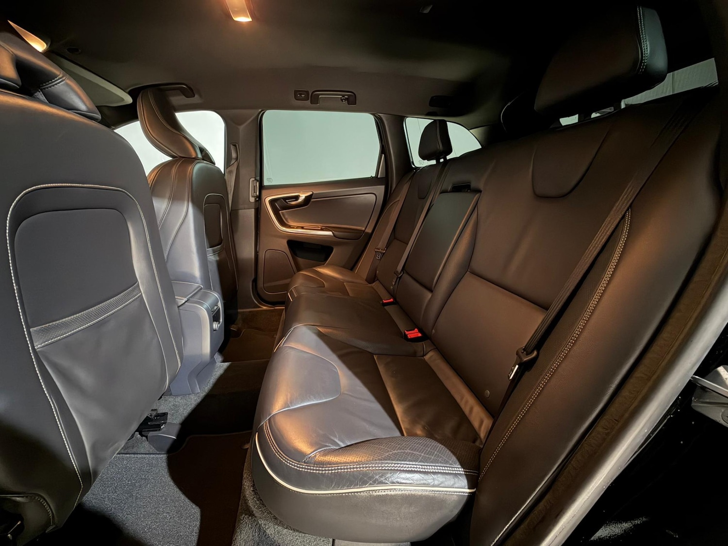 Used Volvo XC60 2015 for sale - 76664590: Photo 19