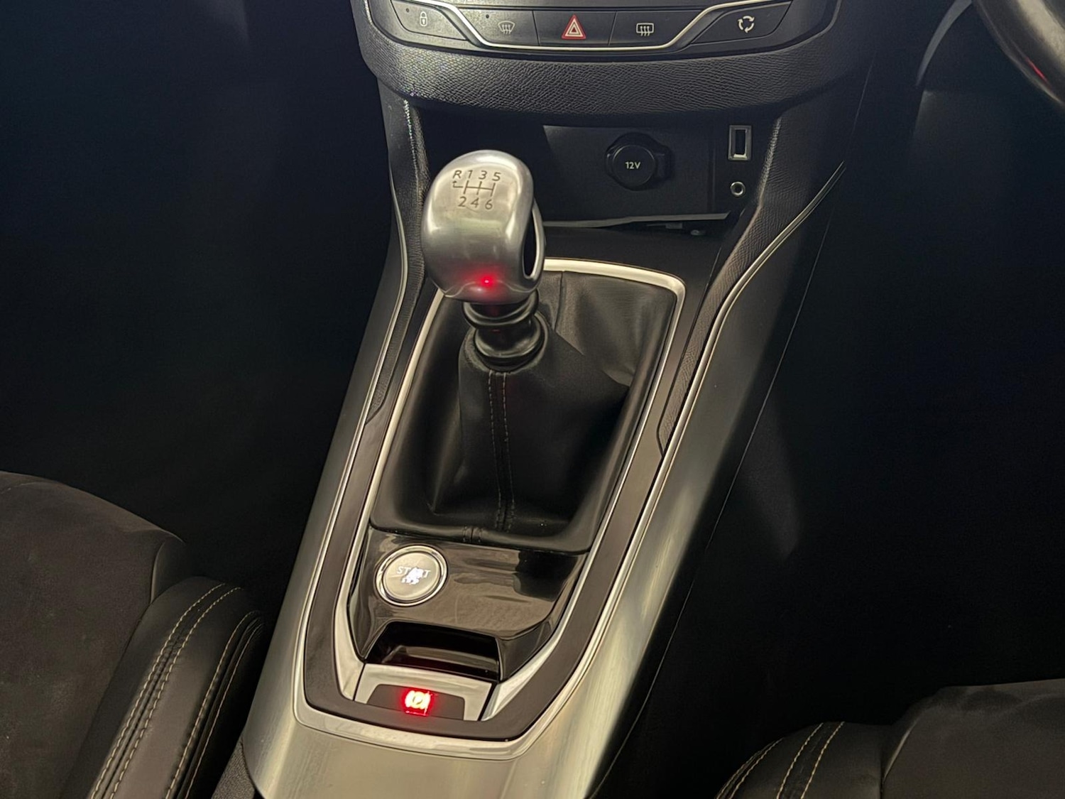 Used Peugeot 308 2014 for sale - 77058413: Photo 10