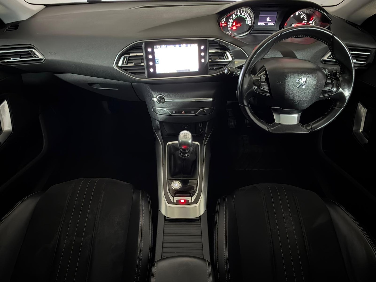 Used Peugeot 308 2014 for sale - 77058413: Photo 7