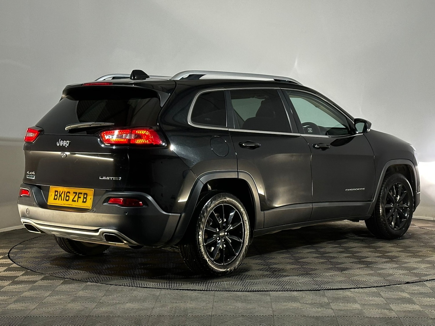 Used Jeep Cherokee 2016 for sale - 78122571: Photo 5