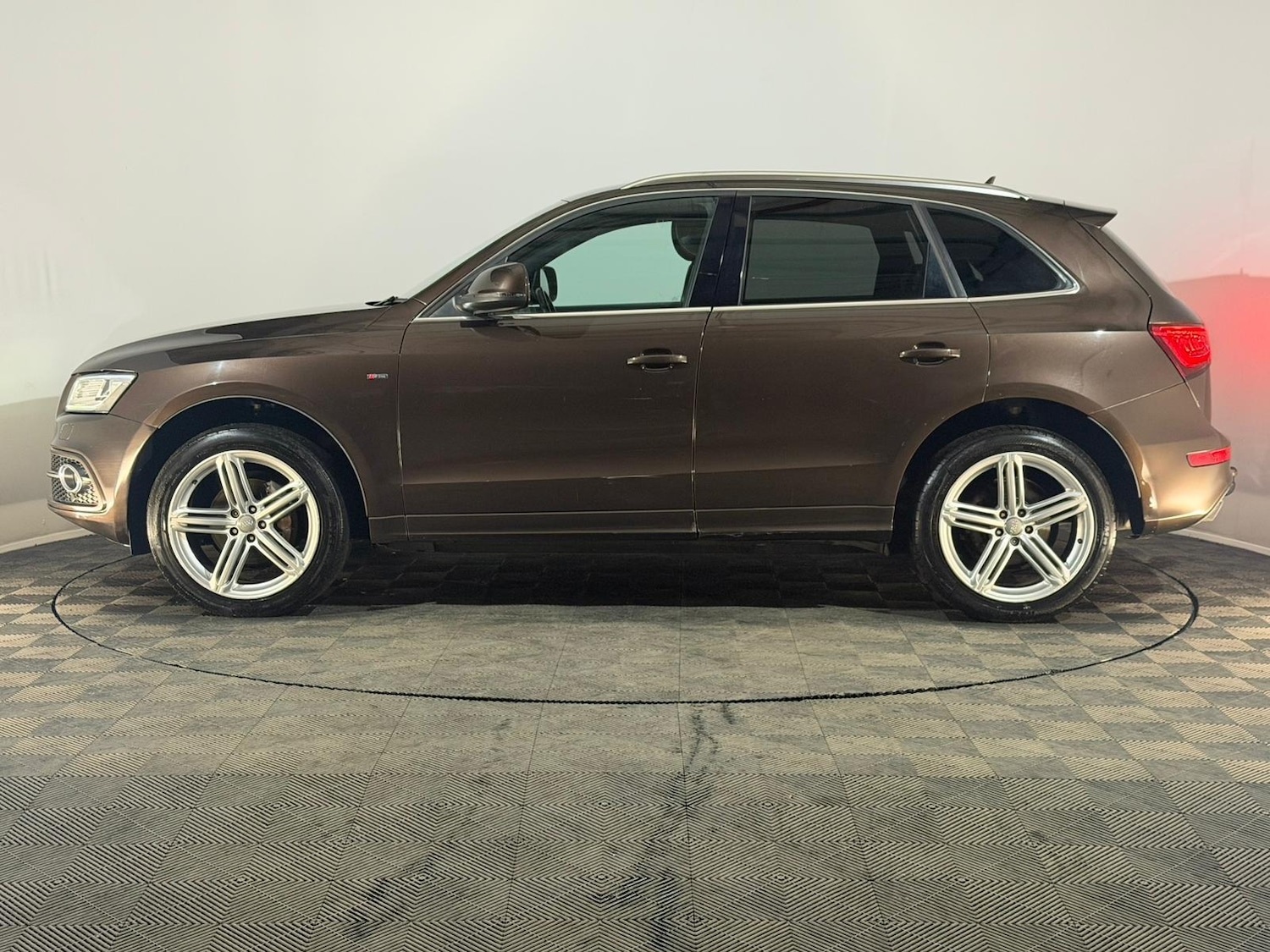 Used Audi Q5 2013 for sale - 76618821: Photo 5