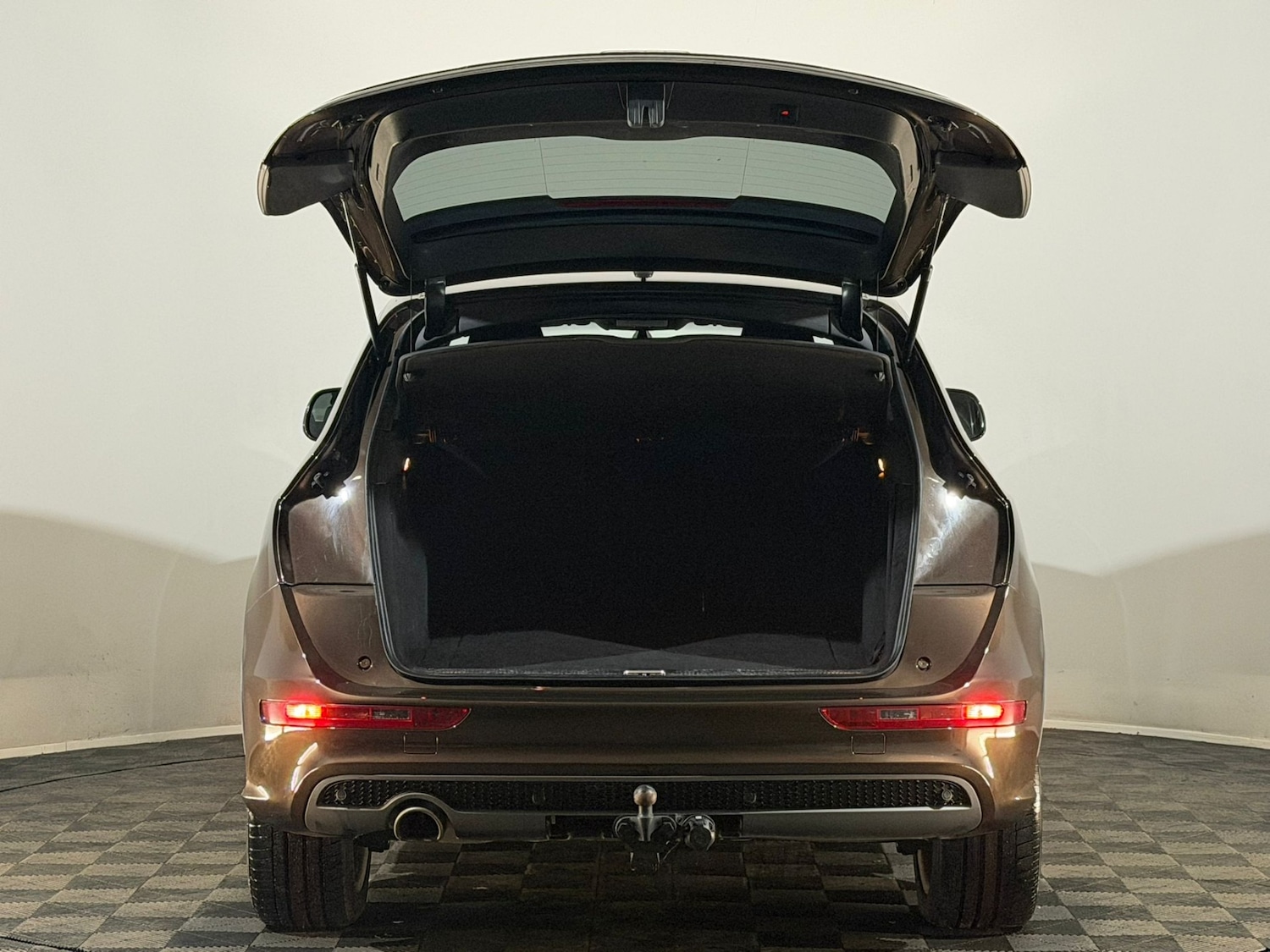 Used Audi Q5 2013 for sale - 76618821: Photo 8