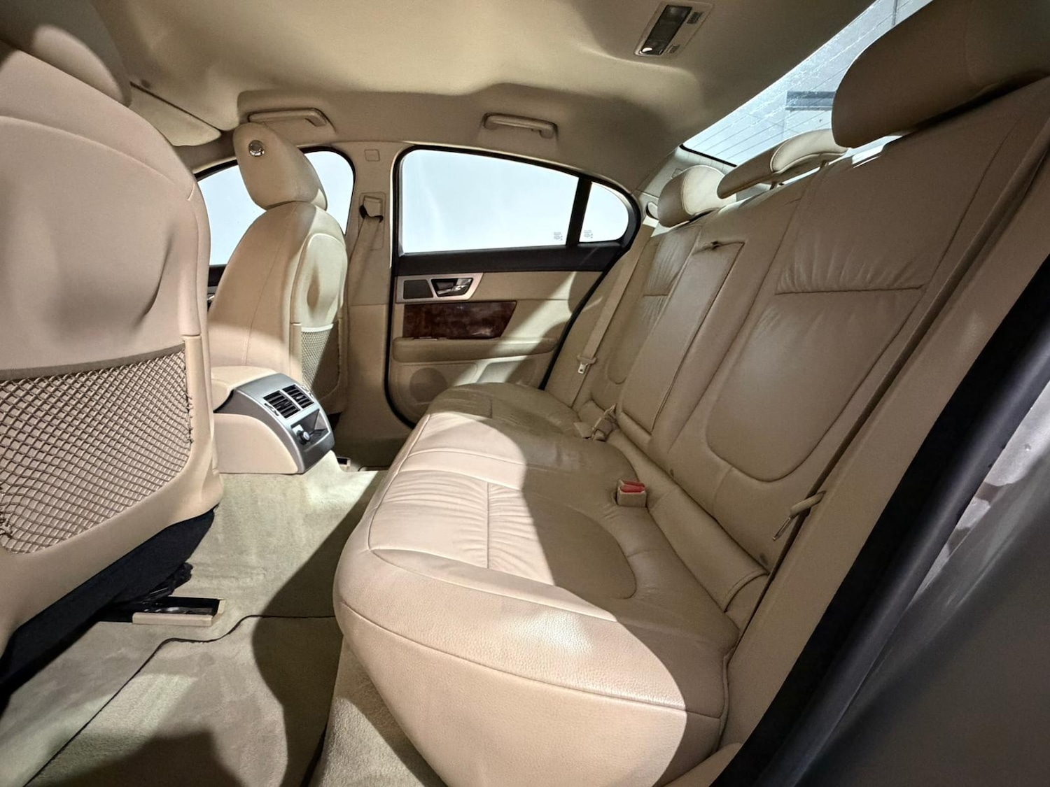 Used Jaguar XF 2010 for sale - 76415008: Photo 19