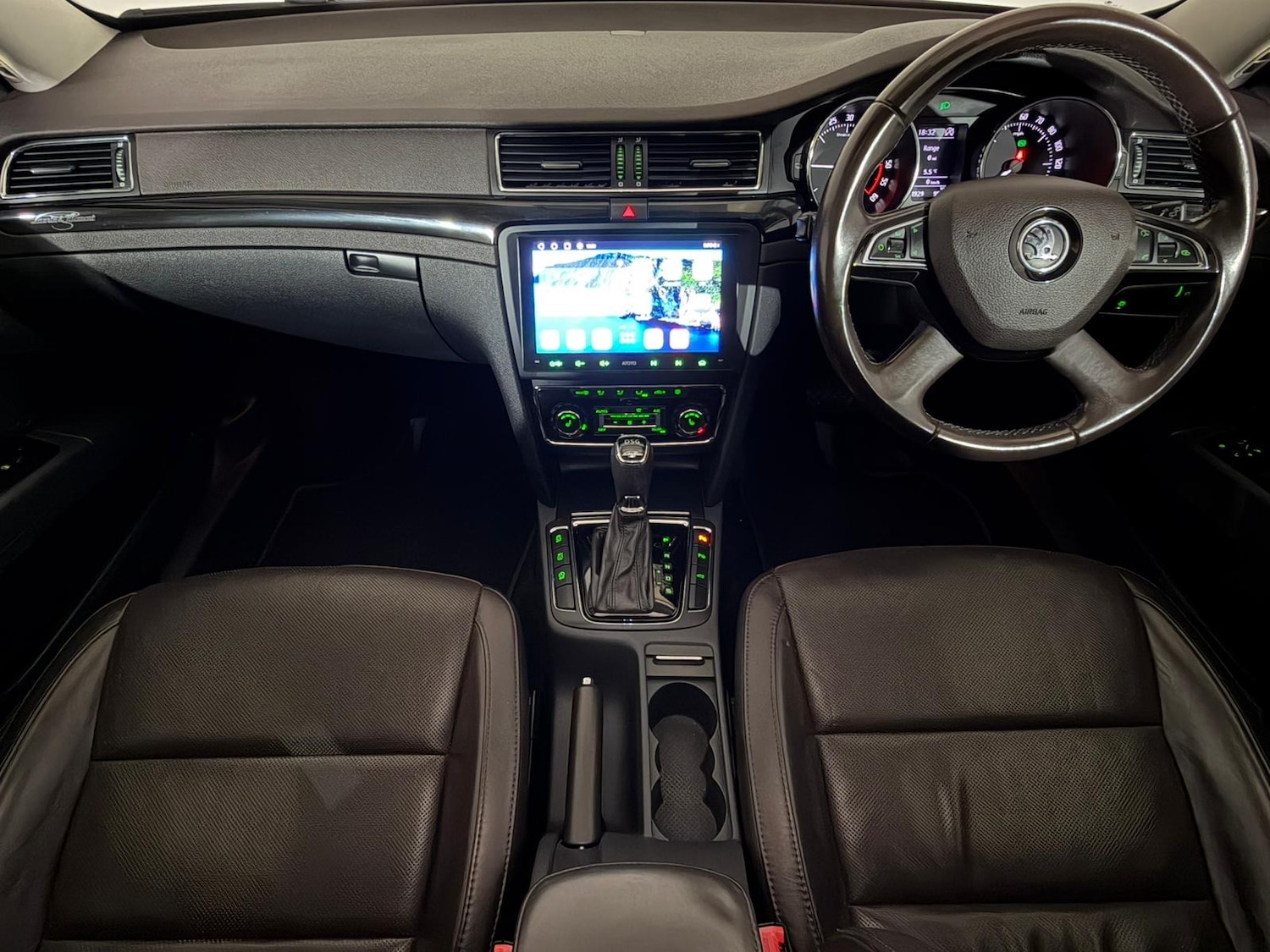 Used Skoda Superb 2014 for sale - 76613671: Photo 12