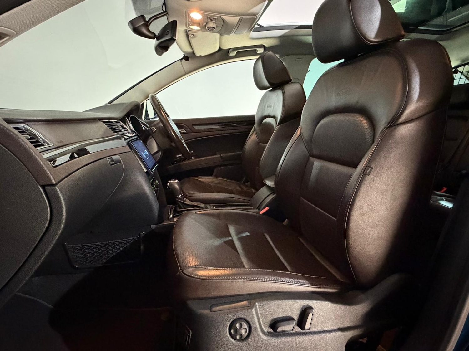 Used Skoda Superb 2014 for sale - 76613671: Photo 18