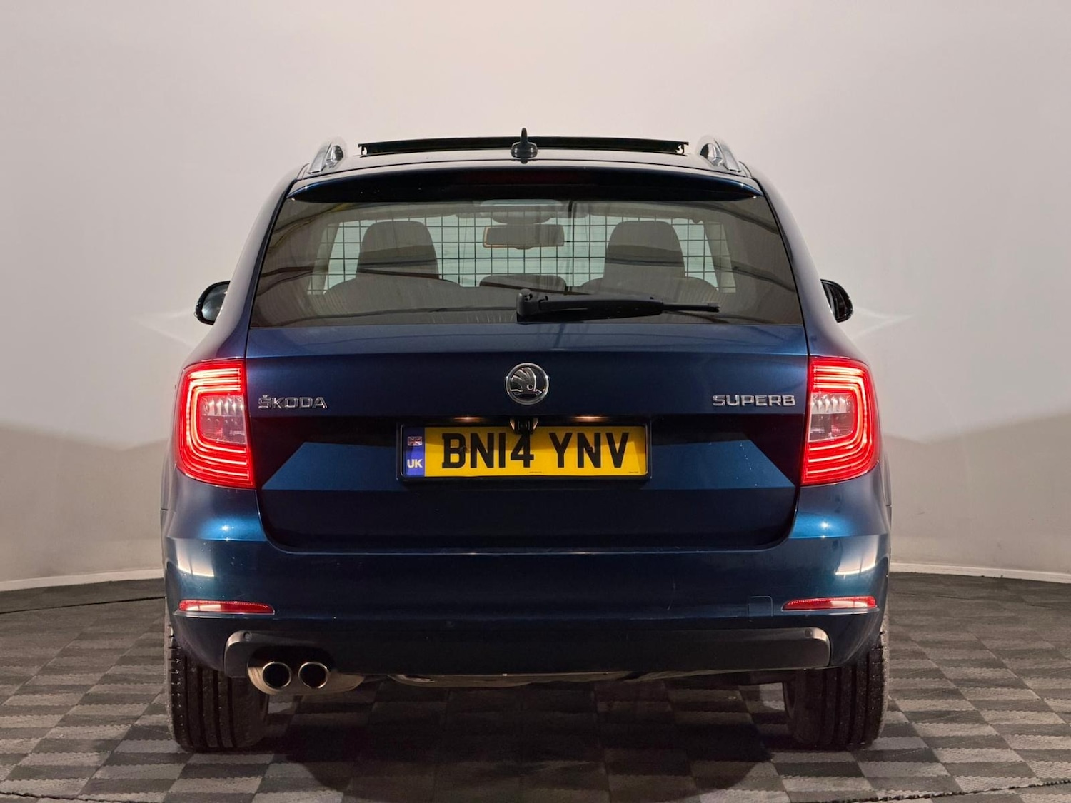 Used Skoda Superb 2014 for sale - 76613671: Photo 7