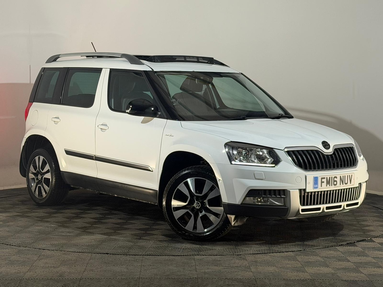 Used Skoda Yeti 2016 for sale - 77360014: Photo 1