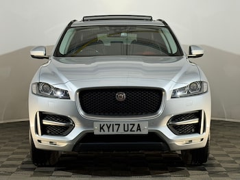 Used Jaguar F-Pace 2017 for sale - 78736114: Photo