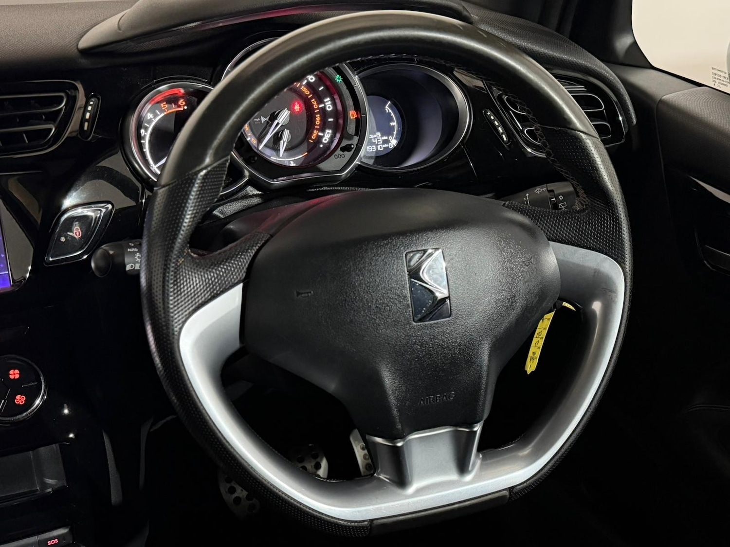 Used DS Automobiles DS 3 2016 for sale - 77287438: Photo 11