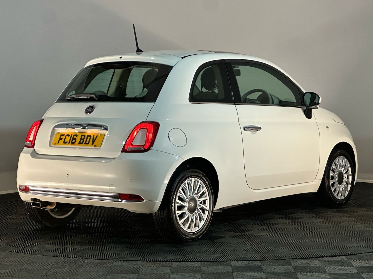 Used Fiat 500 2016 for sale - 76419934: Photo 6