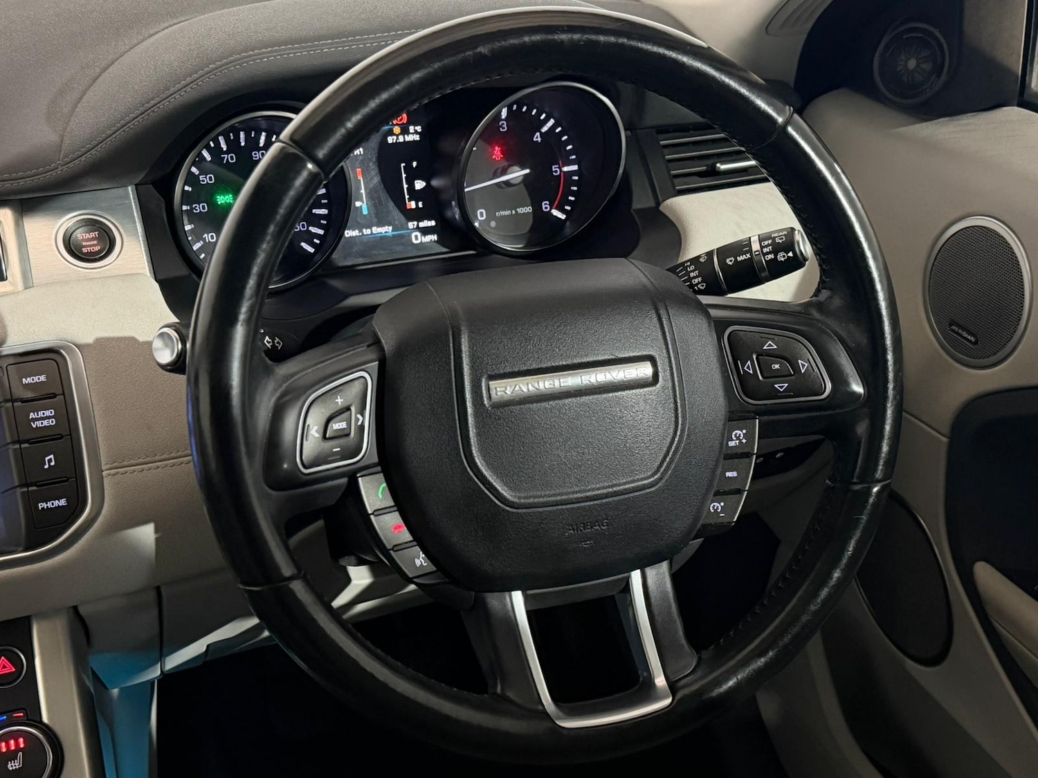 Used Land Rover Range Rover Evoque 2012 for sale - 77164710: Photo 13