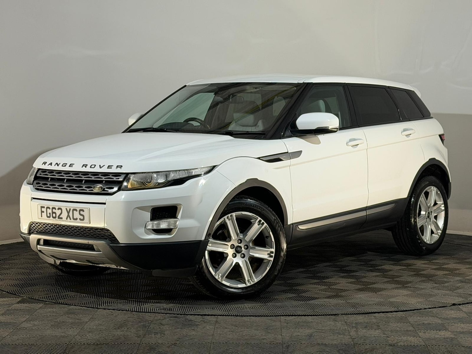 Used Land Rover Range Rover Evoque 2012 for sale - 77164710: Photo 3