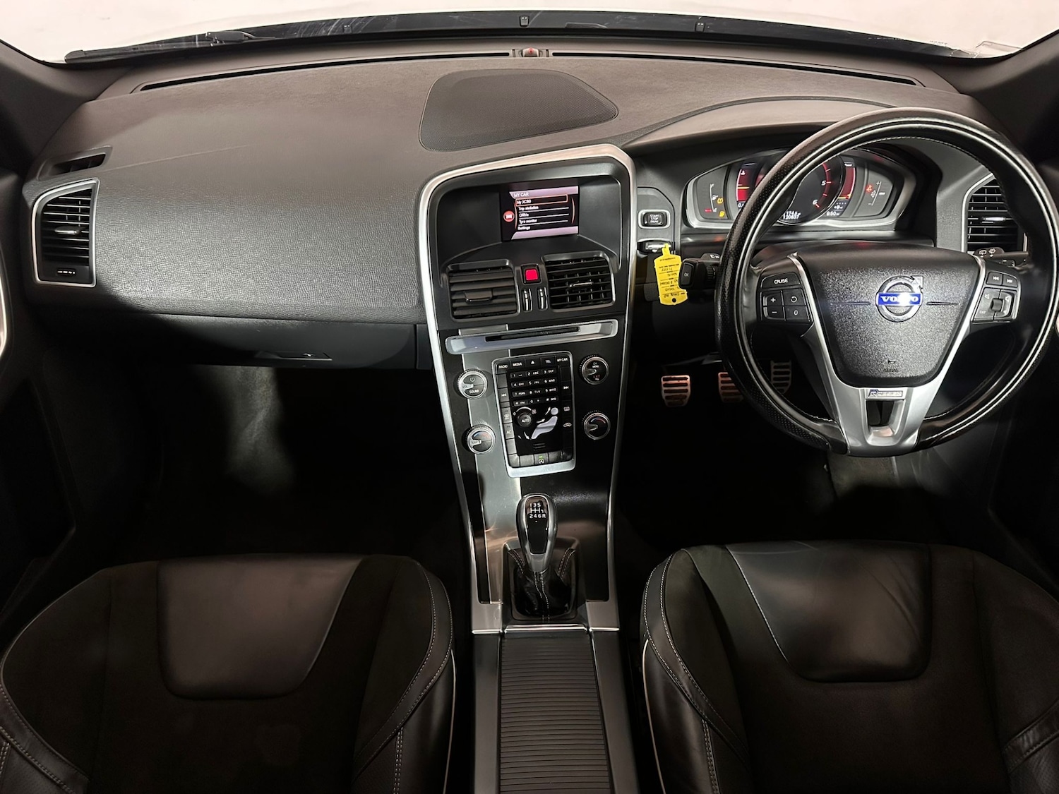 Used Volvo XC60 2014 for sale - 76298861: Photo 10