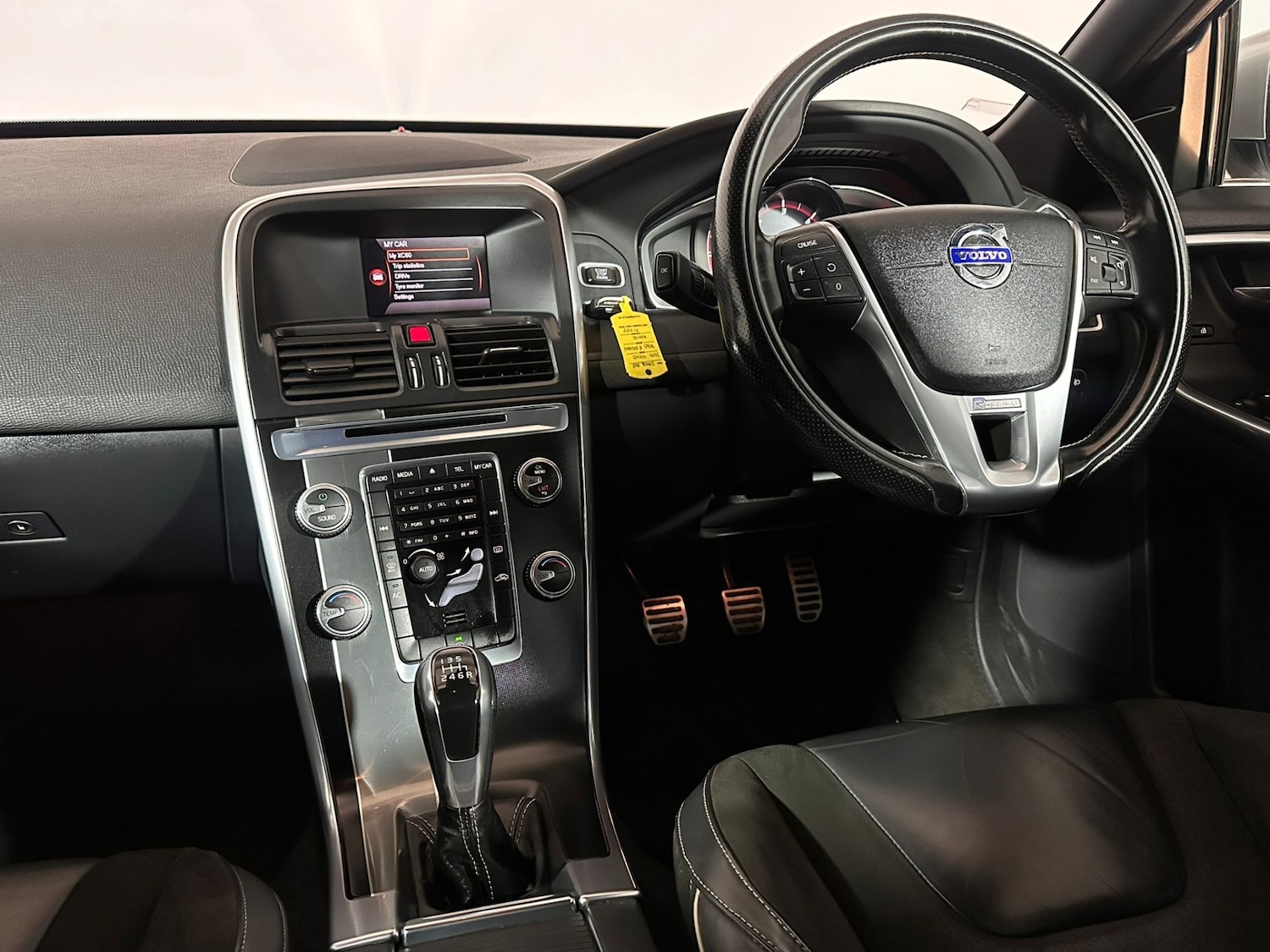 Used Volvo XC60 2014 for sale - 76298861: Photo 11