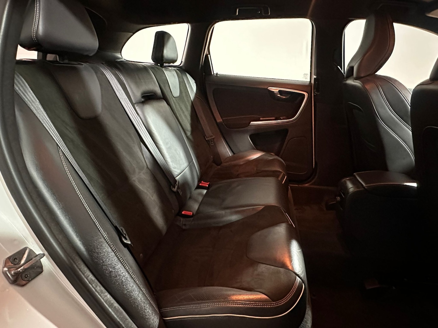 Used Volvo XC60 2014 for sale - 76298861: Photo 16