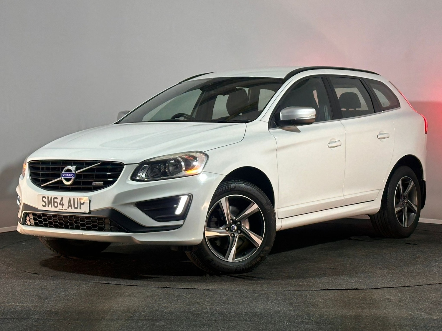Used Volvo XC60 2014 for sale - 76298861: Photo 3