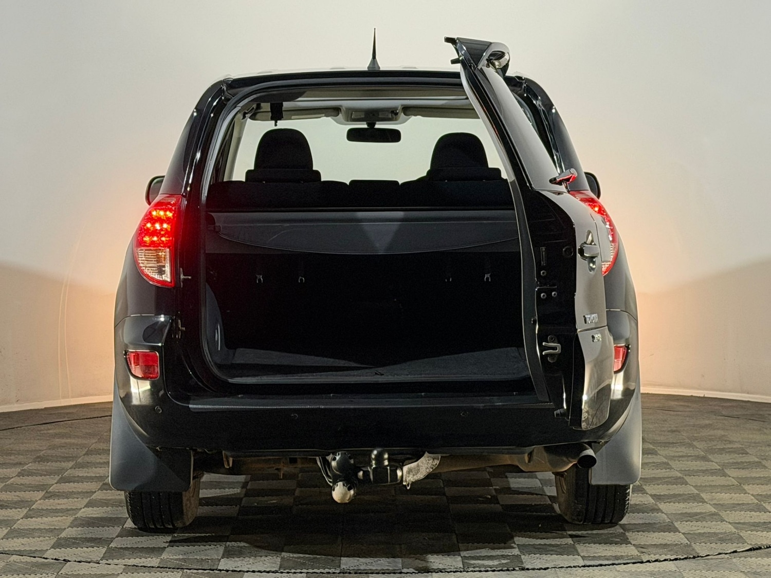 Used Toyota RAV4 2008 for sale - 77979815: Photo 8