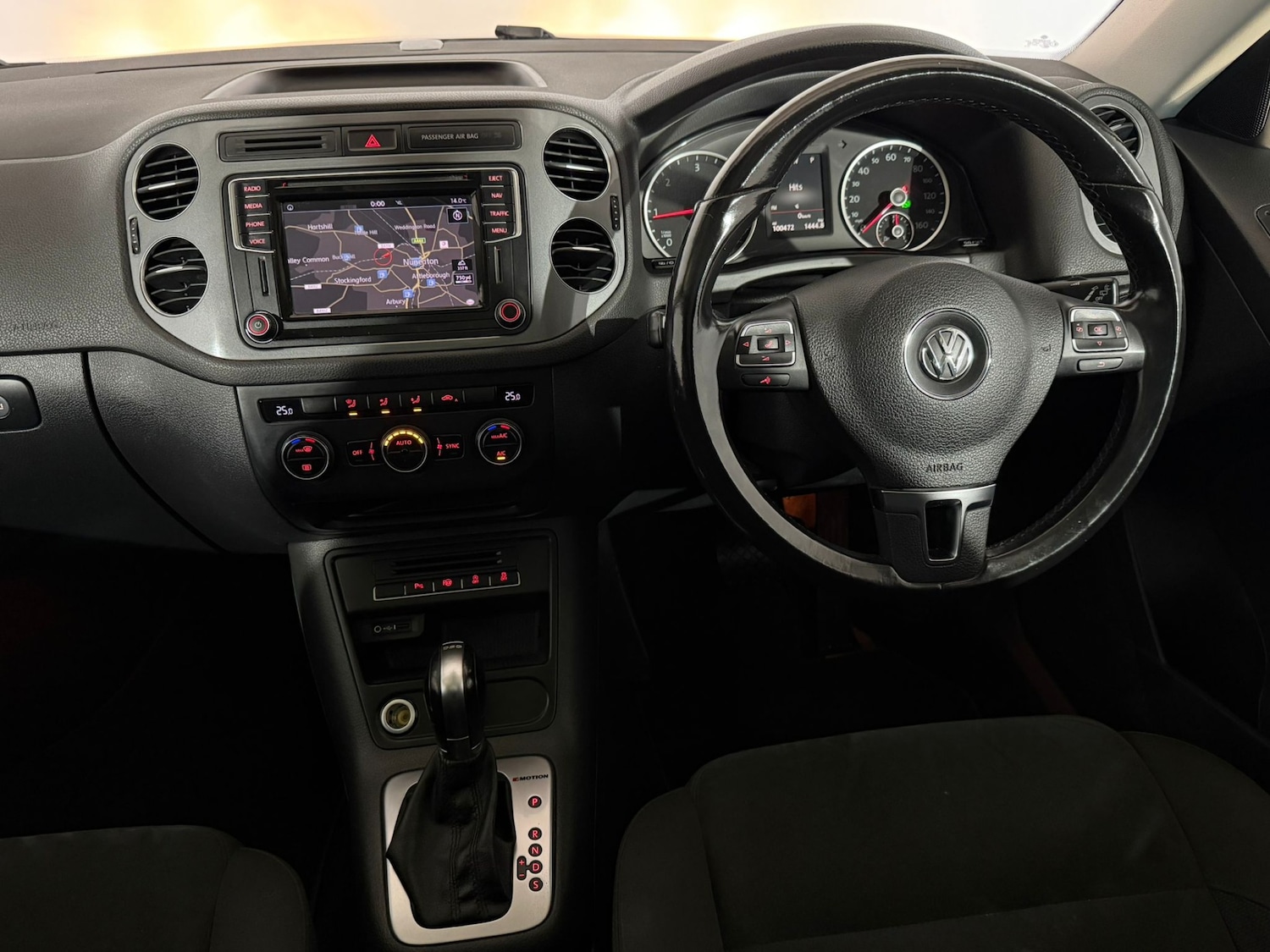 Used Volkswagen Tiguan 2015 for sale - 76129336: Photo 11