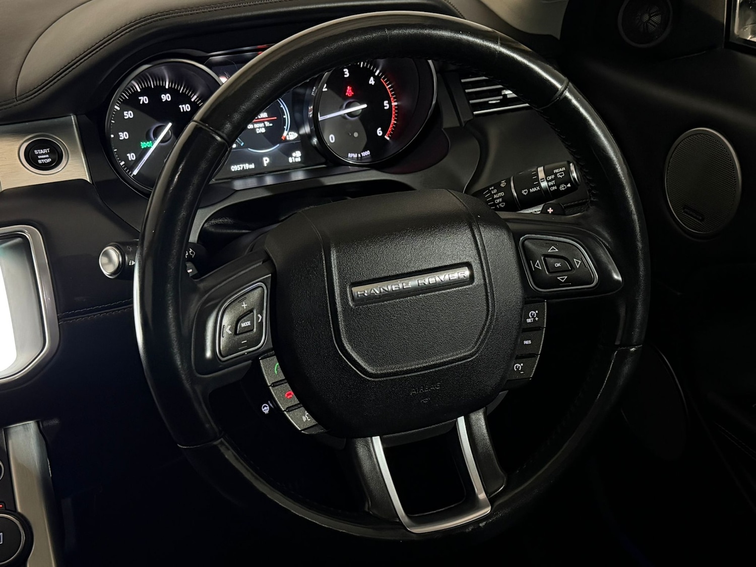 Used Land Rover Range Rover Evoque 2017 for sale - 77726504: Photo 13