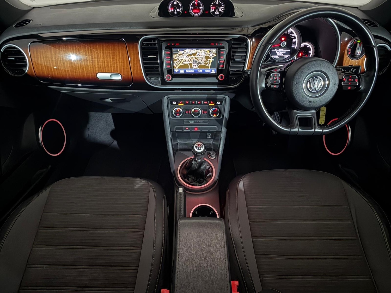 Used Volkswagen Beetle 2013 for sale - 77726476: Photo 11