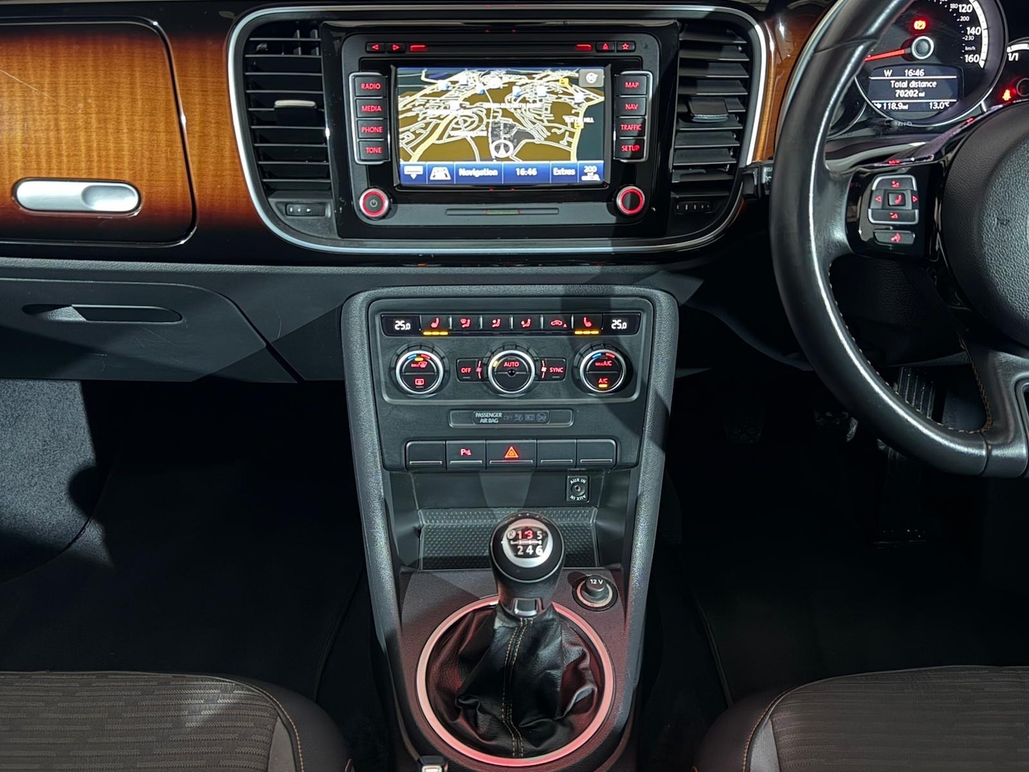 Used Volkswagen Beetle 2013 for sale - 77726476: Photo 14