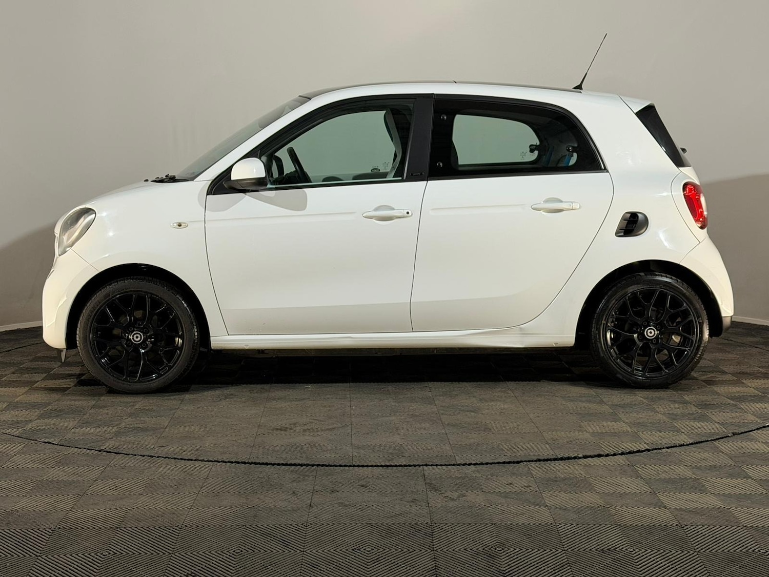 Used smart forfour 2015 for sale - 76246484: Photo 5