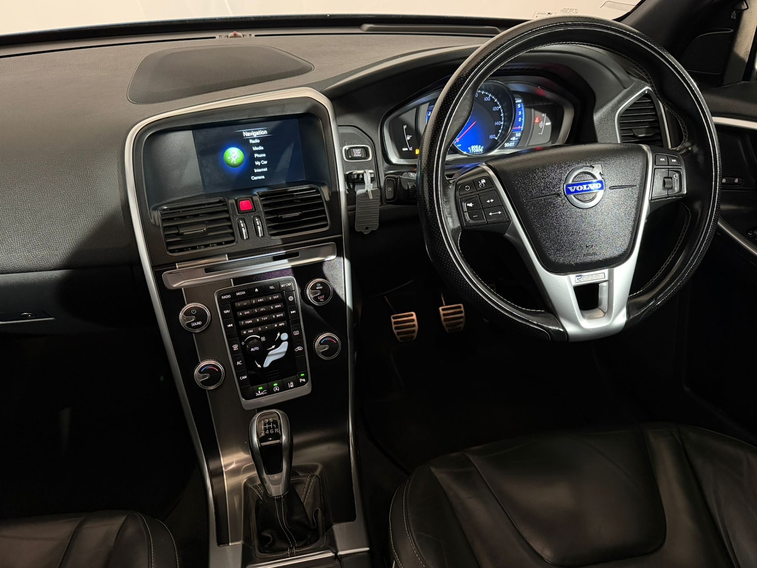 Used Volvo XC60 2014 for sale - 78060443: Photo 11