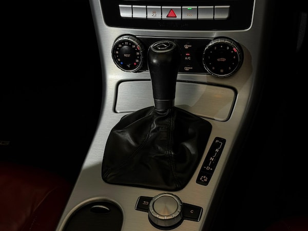 Used Mercedes-Benz SLK 2012 for sale - 76312492: Photo 22