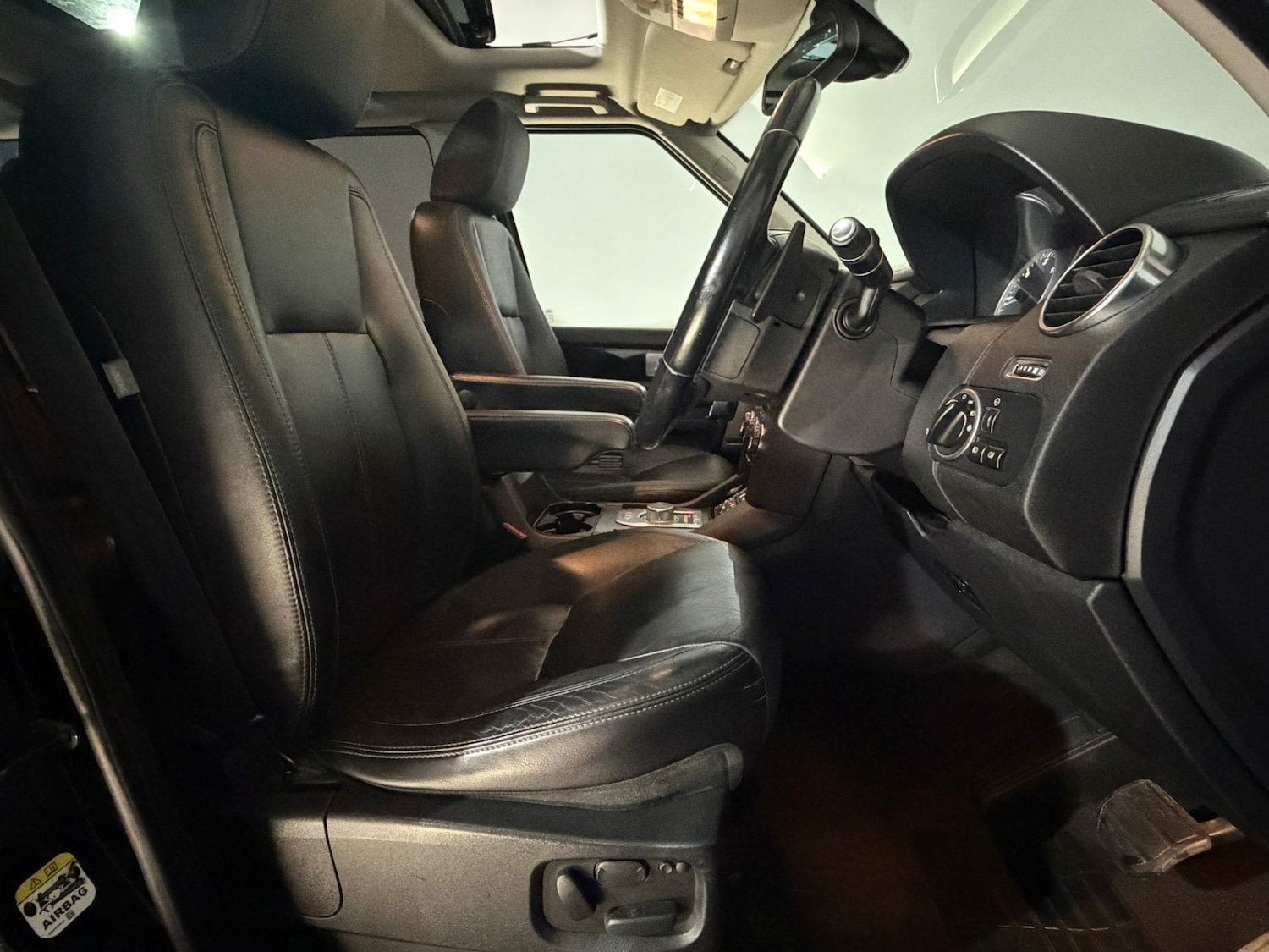 Used Land Rover Discovery 2012 for sale - 77137379: Photo 16