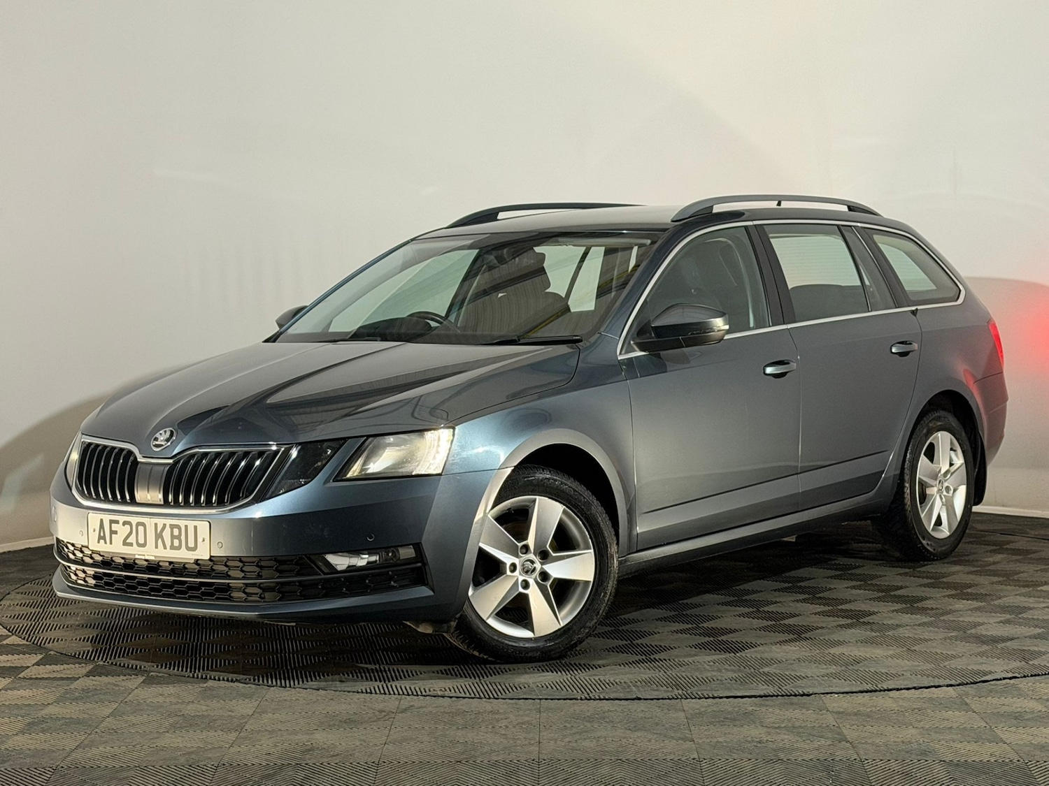 Used Skoda Octavia 2020 for sale - 77674886: Photo 3
