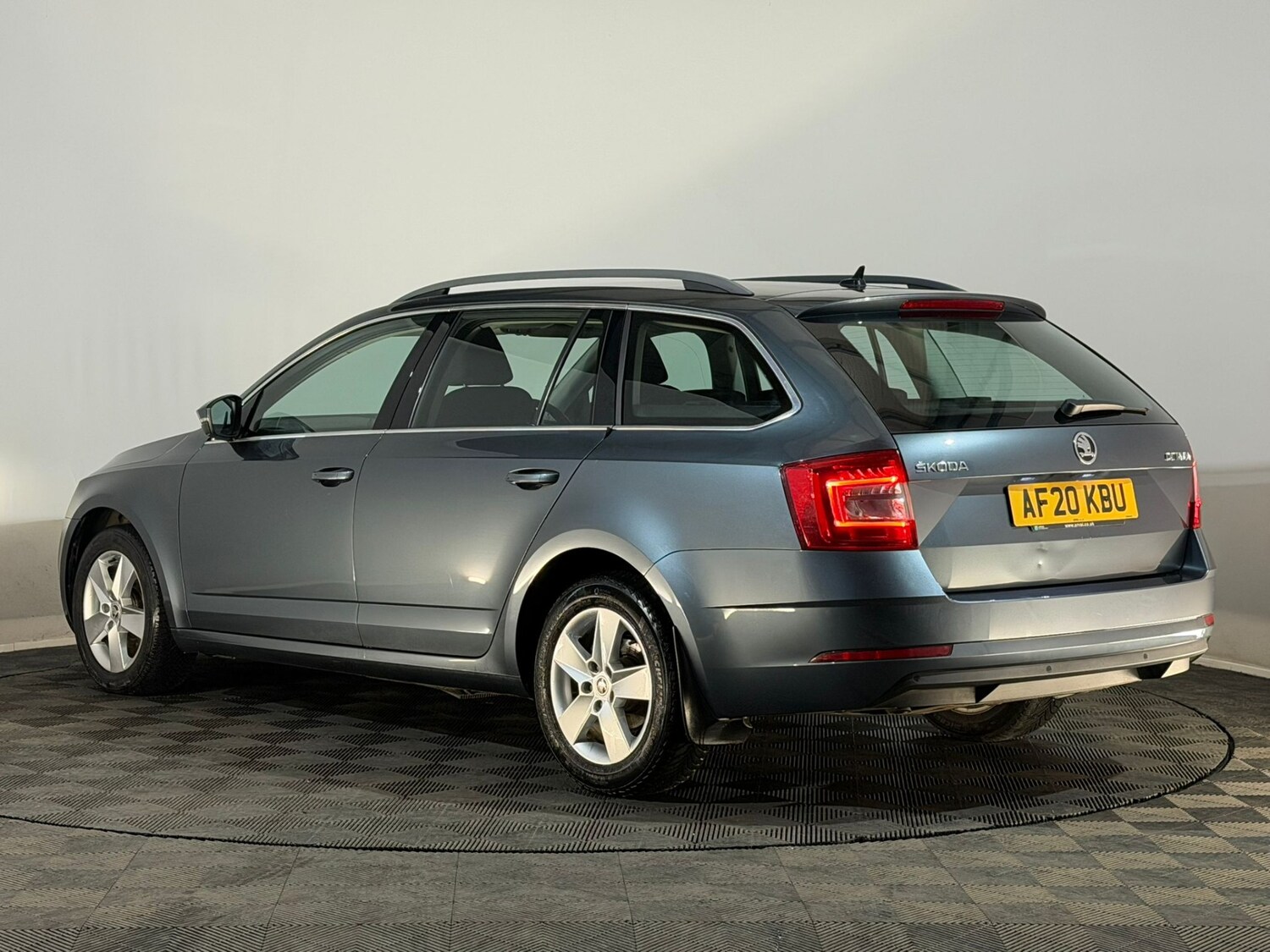 Used Skoda Octavia 2020 for sale - 77674886: Photo 9