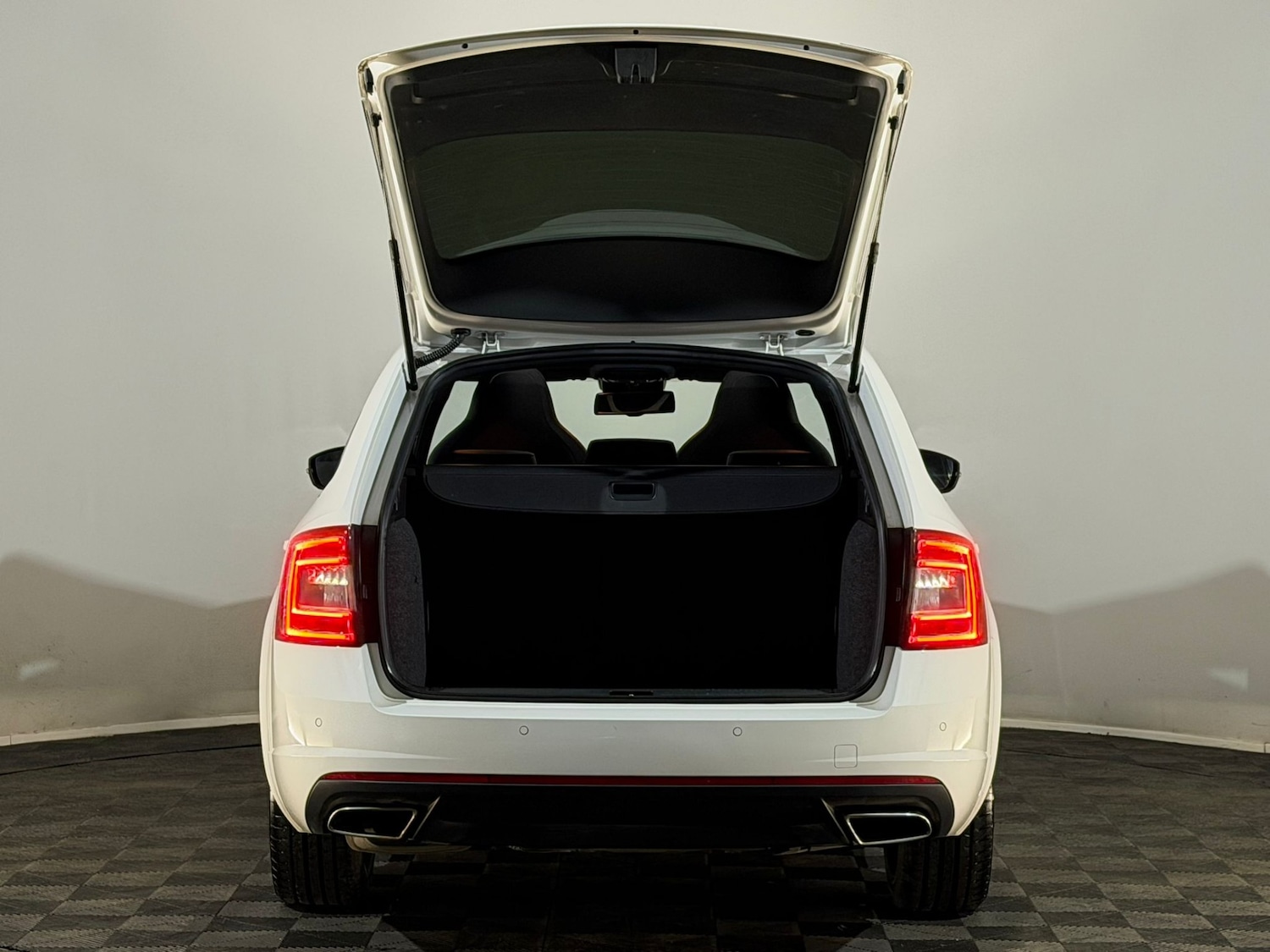 Used Skoda Octavia 2014 for sale - 77706494: Photo 8