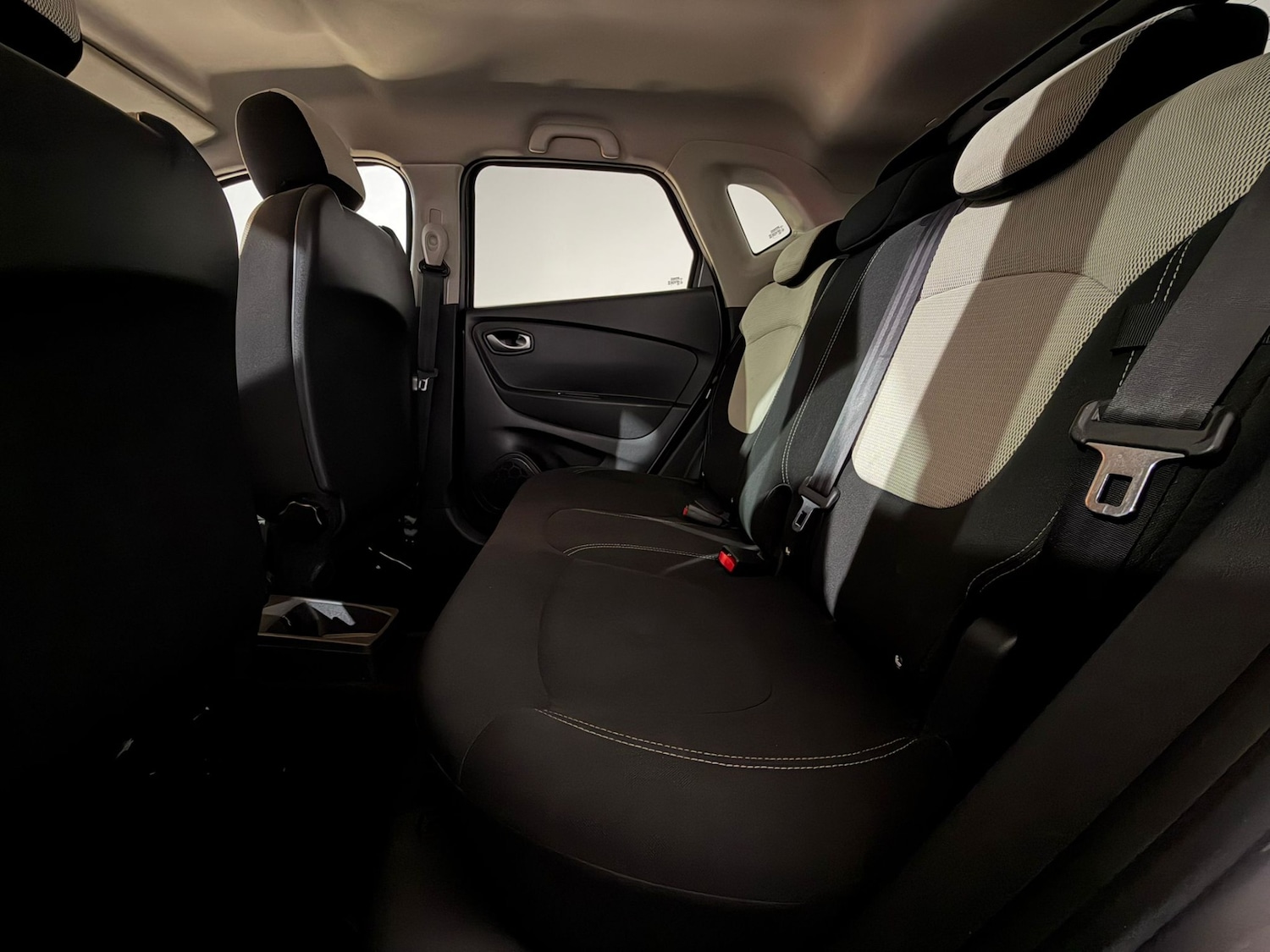 Used Renault Captur 2019 for sale - 78137092: Photo 18