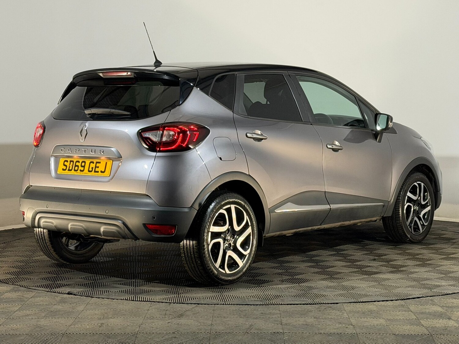 Used Renault Captur 2019 for sale - 78137092: Photo 6