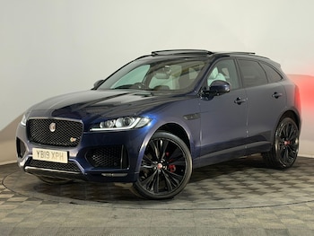 Used Jaguar F-Pace 2019 for sale - 78811661: Photo