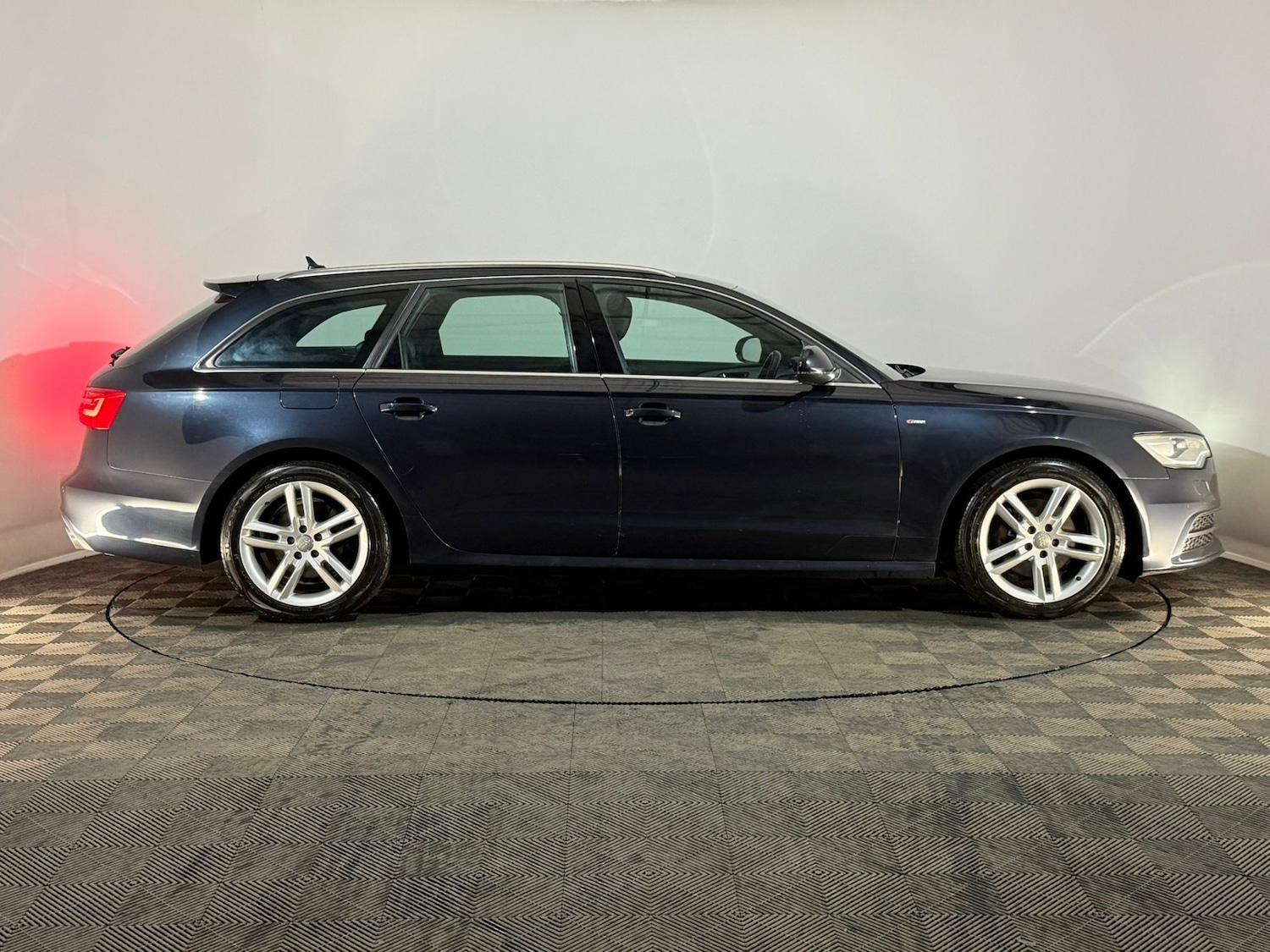 Used Audi A6 2014 for sale - 76707397: Photo 4