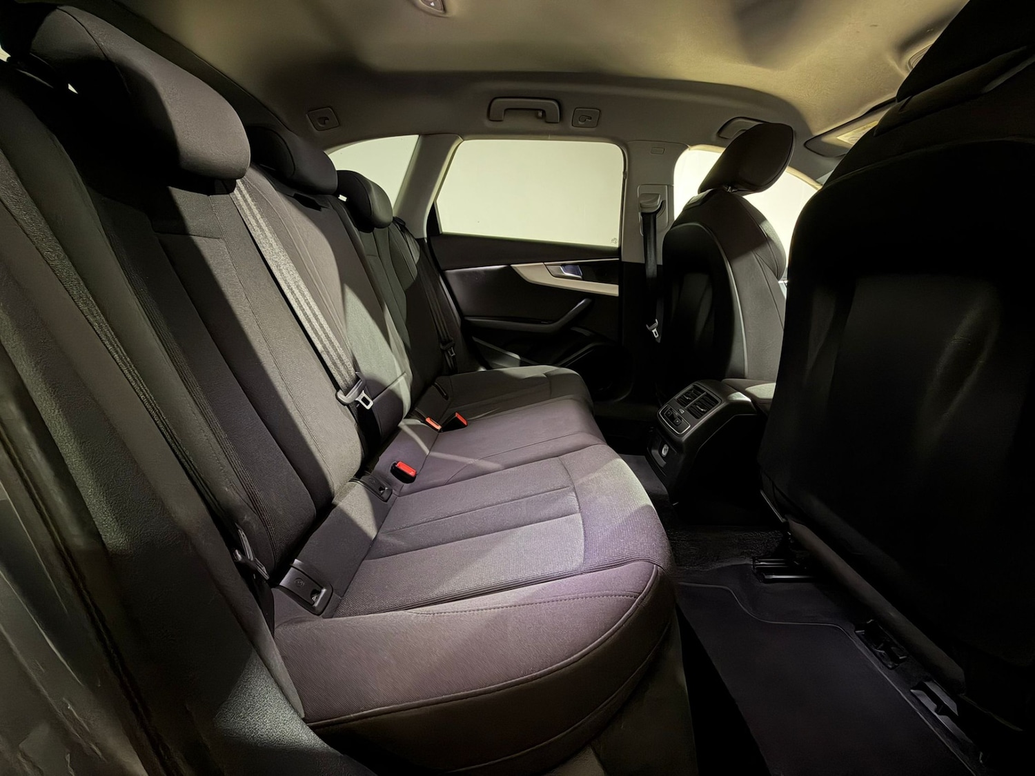 Used Audi A4 2017 for sale - 77648192: Photo 17