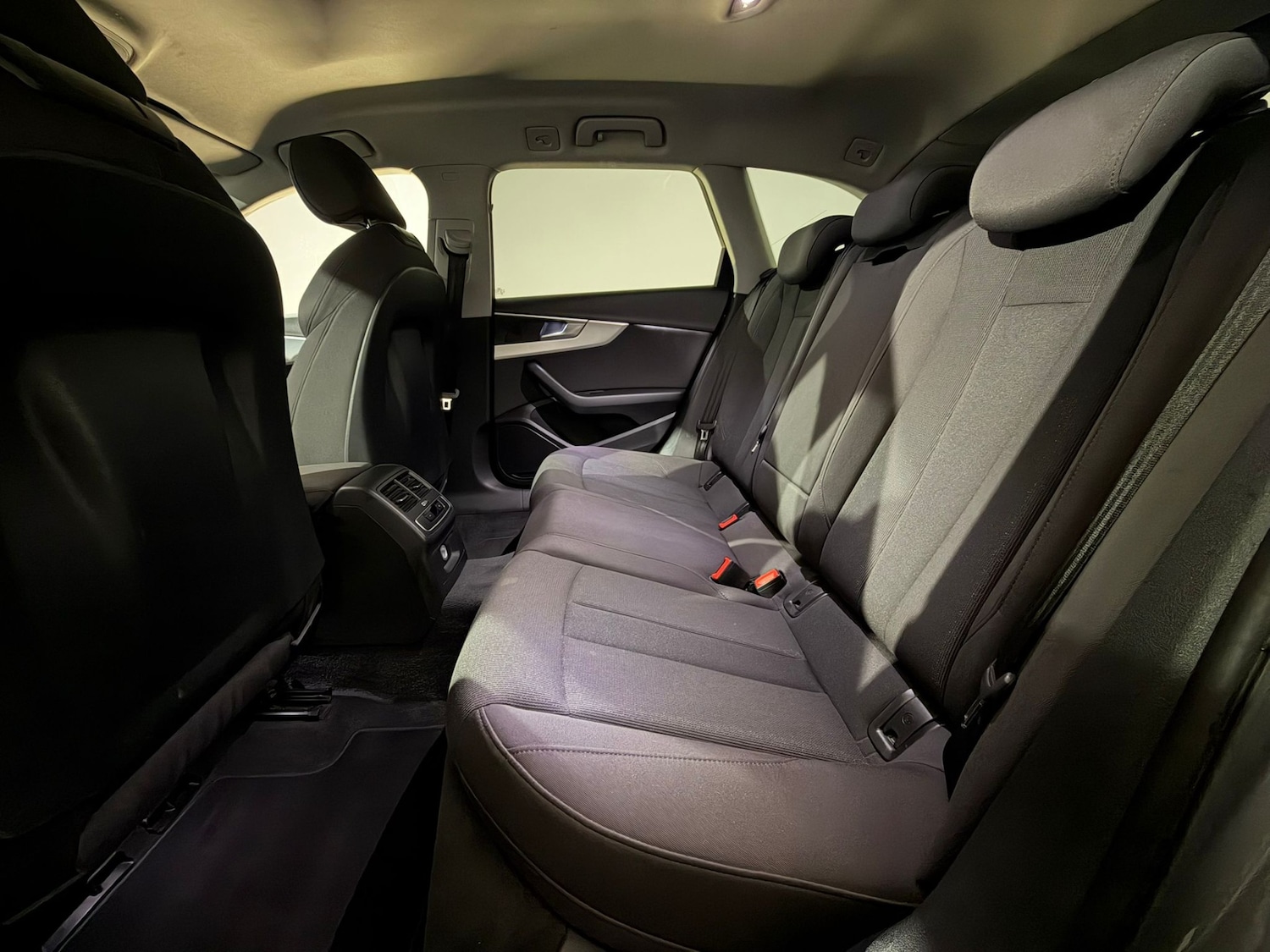 Used Audi A4 2017 for sale - 77648192: Photo 18