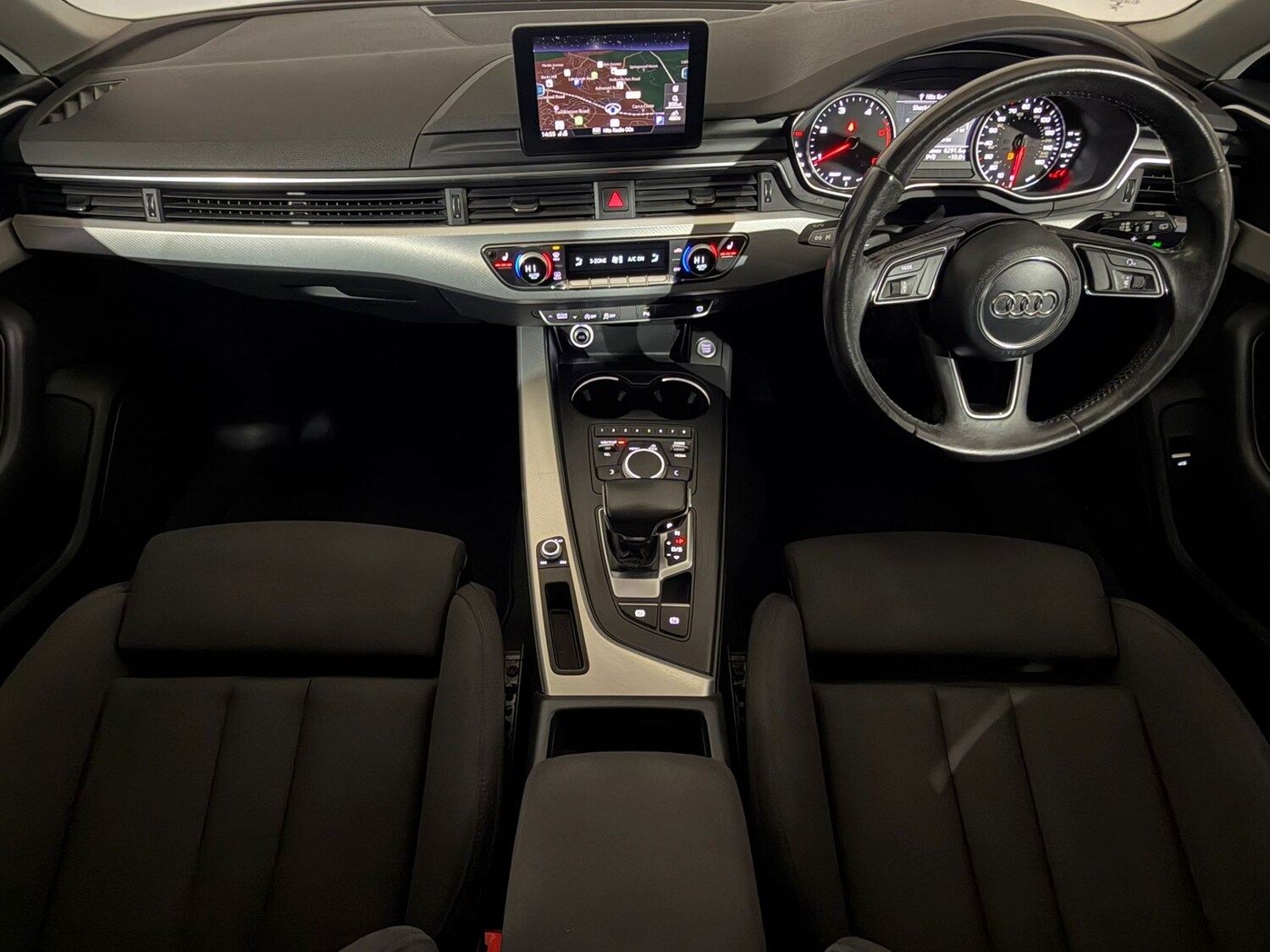 Used Audi A4 2017 for sale - 77648192: Photo 9