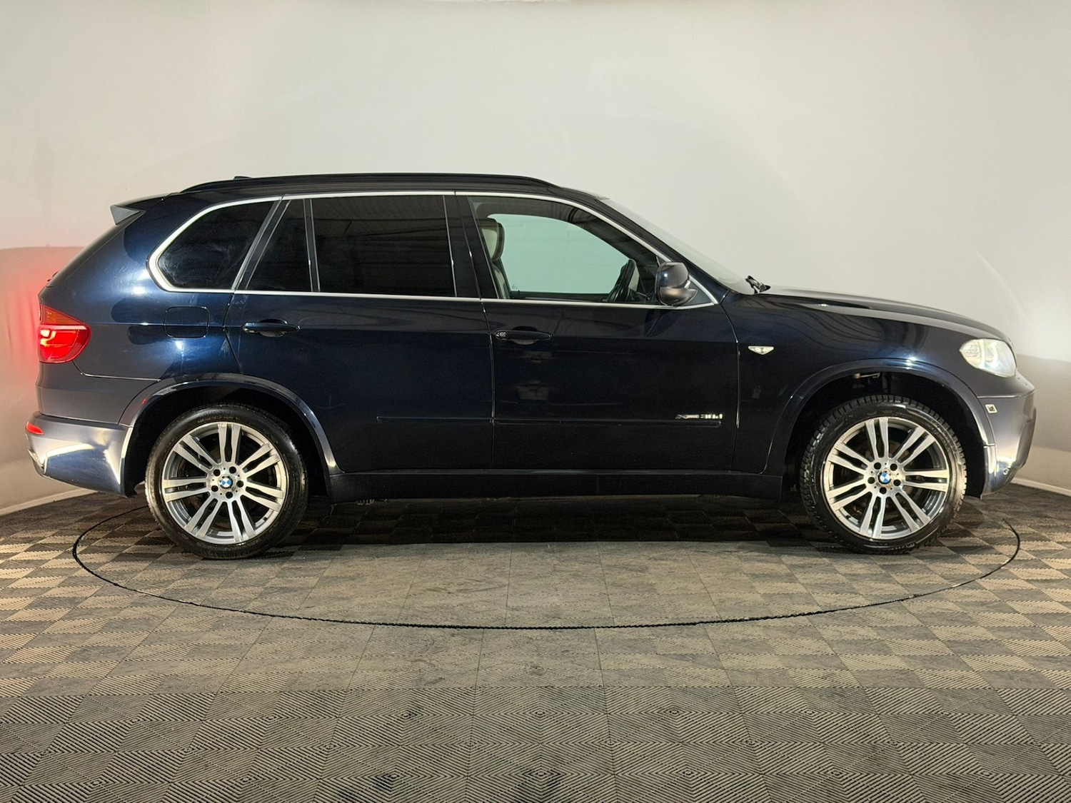 Used BMW X5 2012 for sale - 76202366: Photo 4