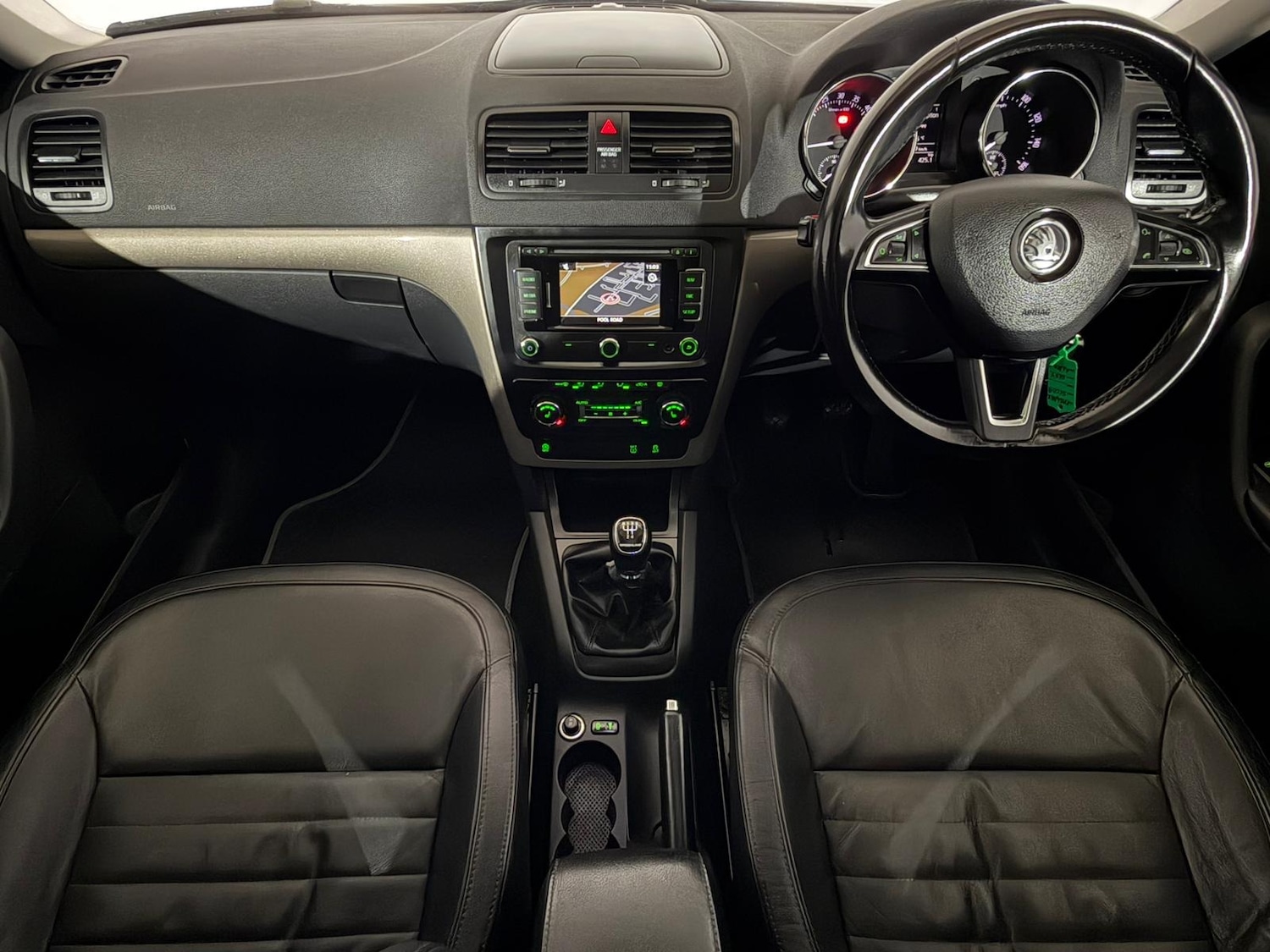 Used Skoda Yeti 2015 for sale - 76364880: Photo 11
