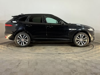 Used Jaguar F-Pace 2016 for sale - 79780032: Photo