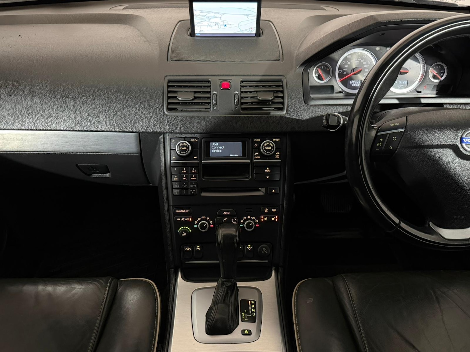 Used Volvo XC90 2013 for sale - 76350514: Photo 13
