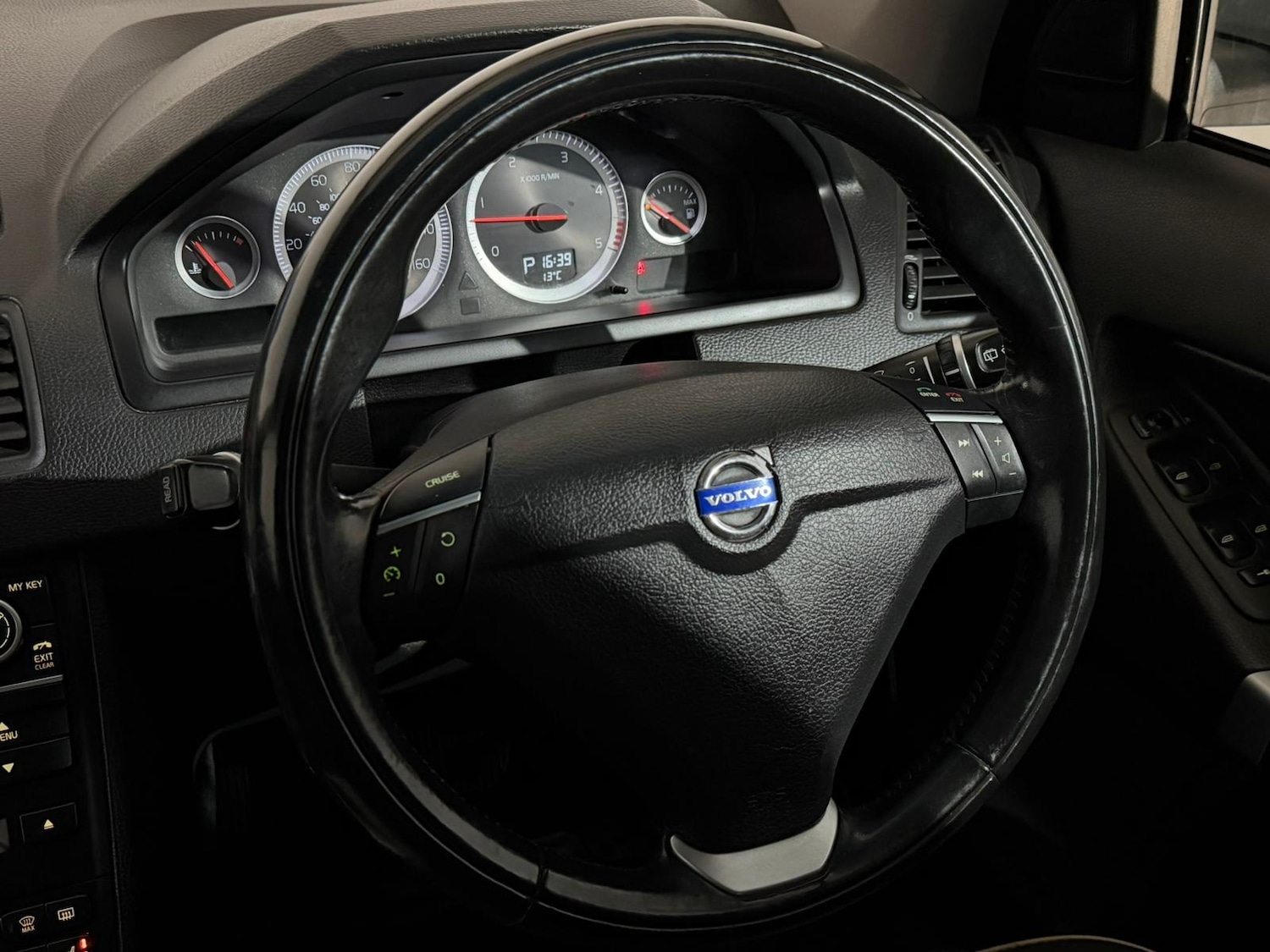 Used Volvo XC90 2013 for sale - 76350514: Photo 14