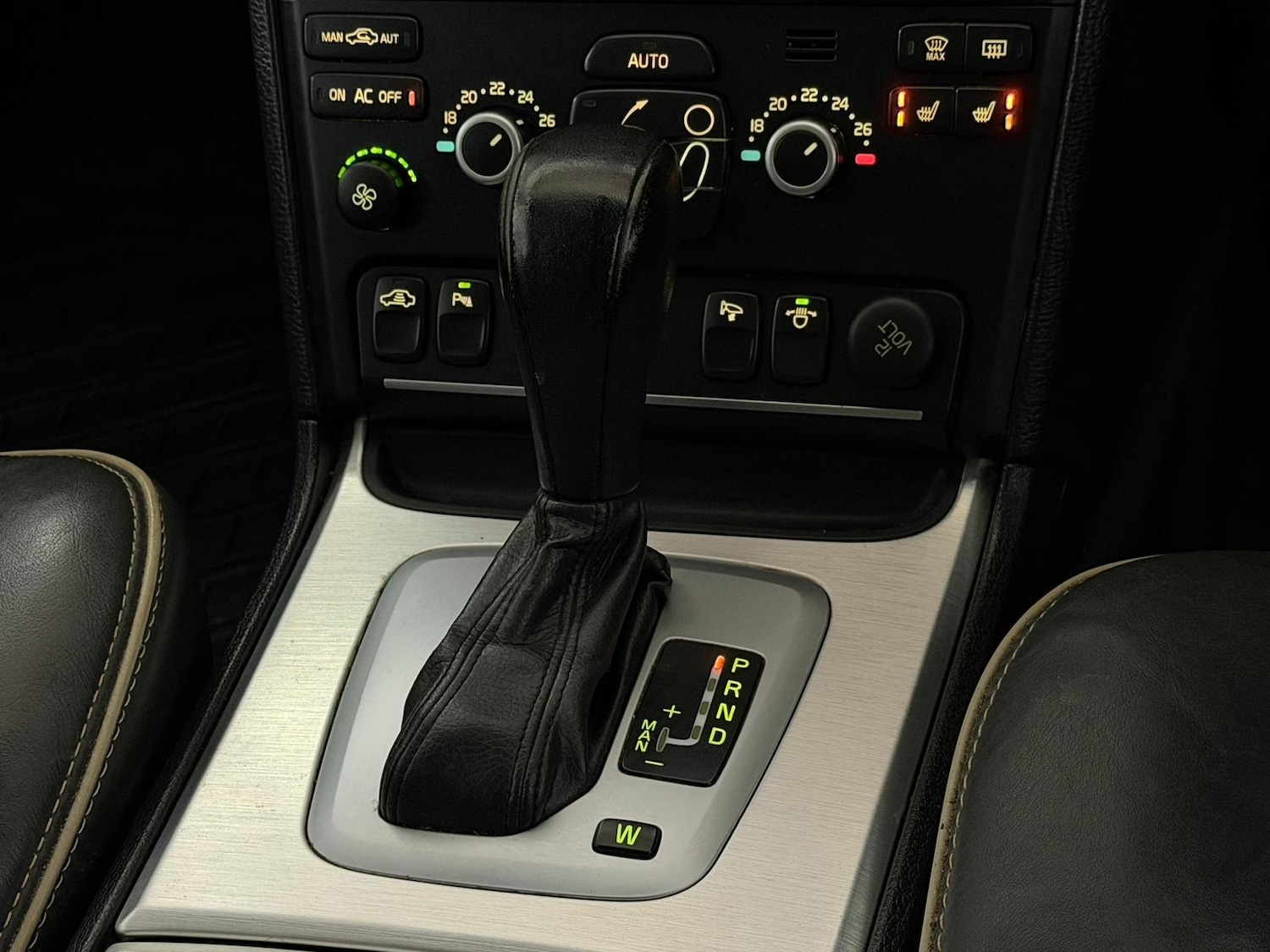 Used Volvo XC90 2013 for sale - 76350514: Photo 15