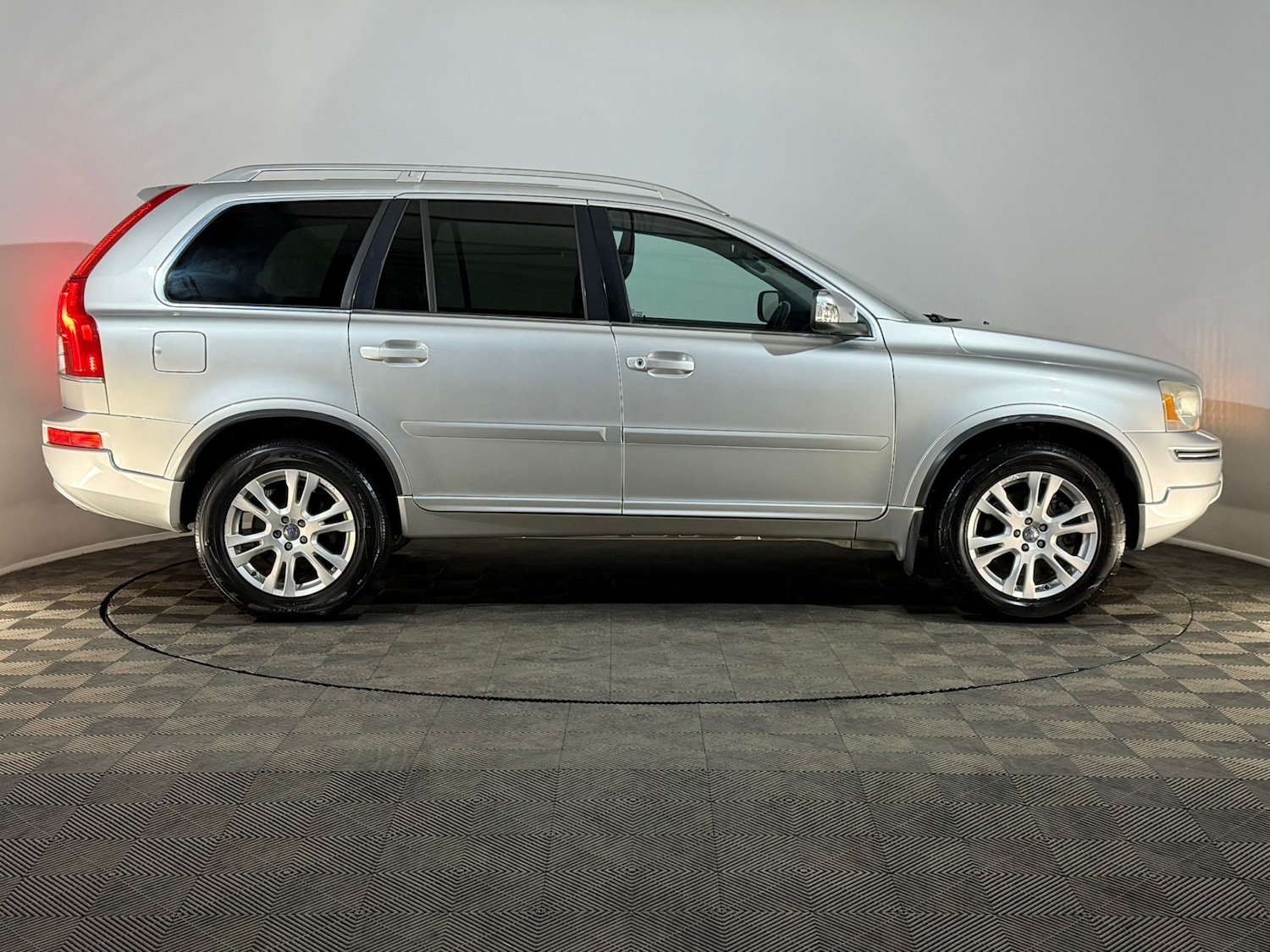 Used Volvo XC90 2013 for sale - 76350514: Photo 4