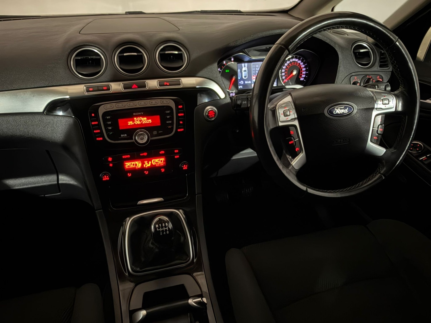 Used Ford S-Max 2014 for sale - 76077560: Photo 12