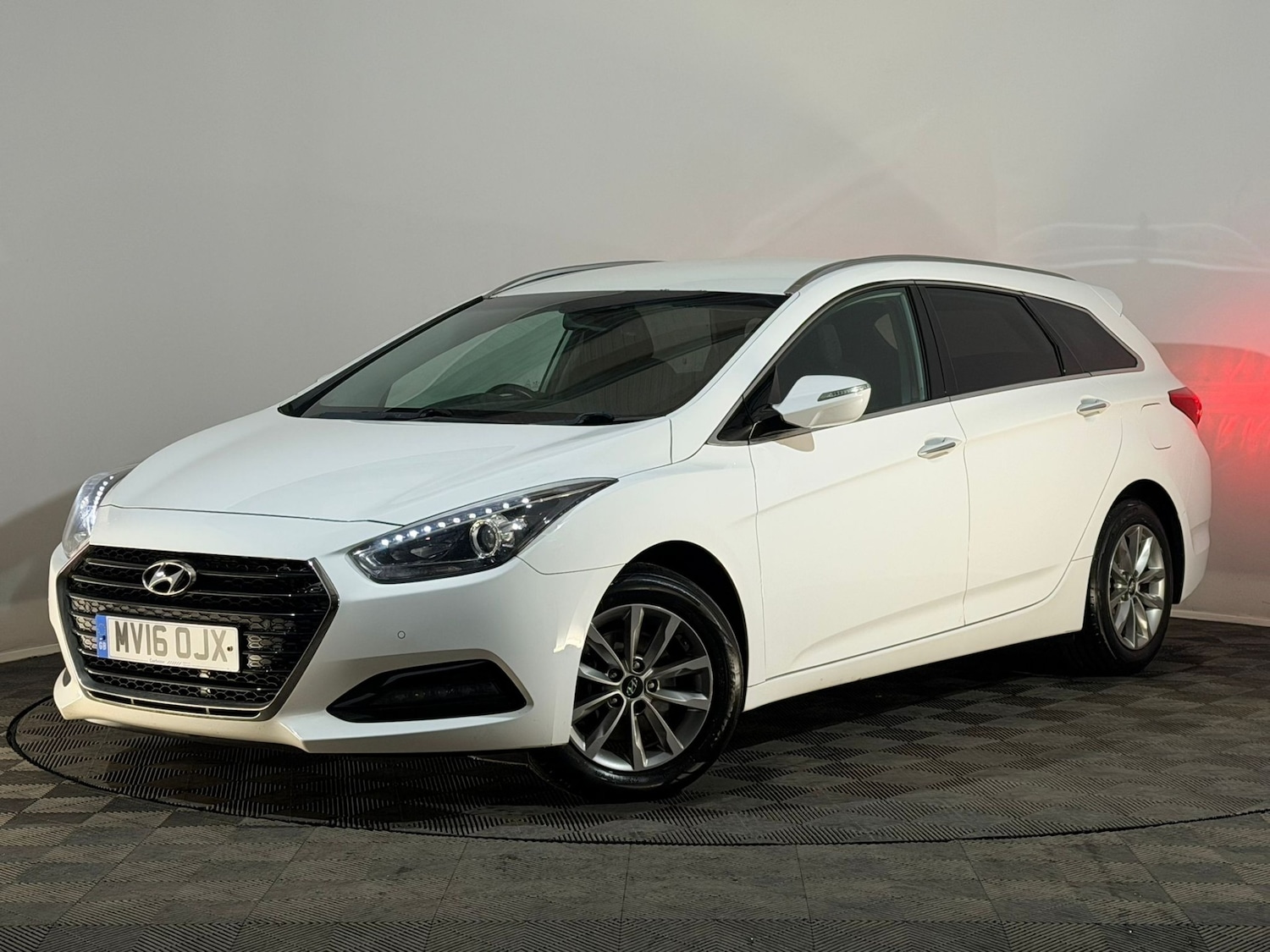 Used Hyundai i40 2016 for sale - 77560755: Photo 3